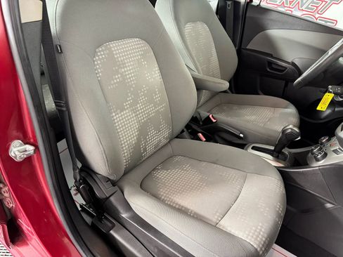 Used 2012 Chevrolet Sonic LS image 28