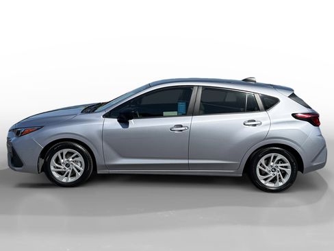 Used 2024 Subaru Impreza 2.0i image 2