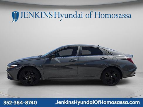 New 2026 Hyundai Elantra SEL Sport Premium FWD image 8