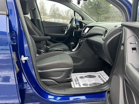 Certified 2017 Chevrolet Trax LS image 31