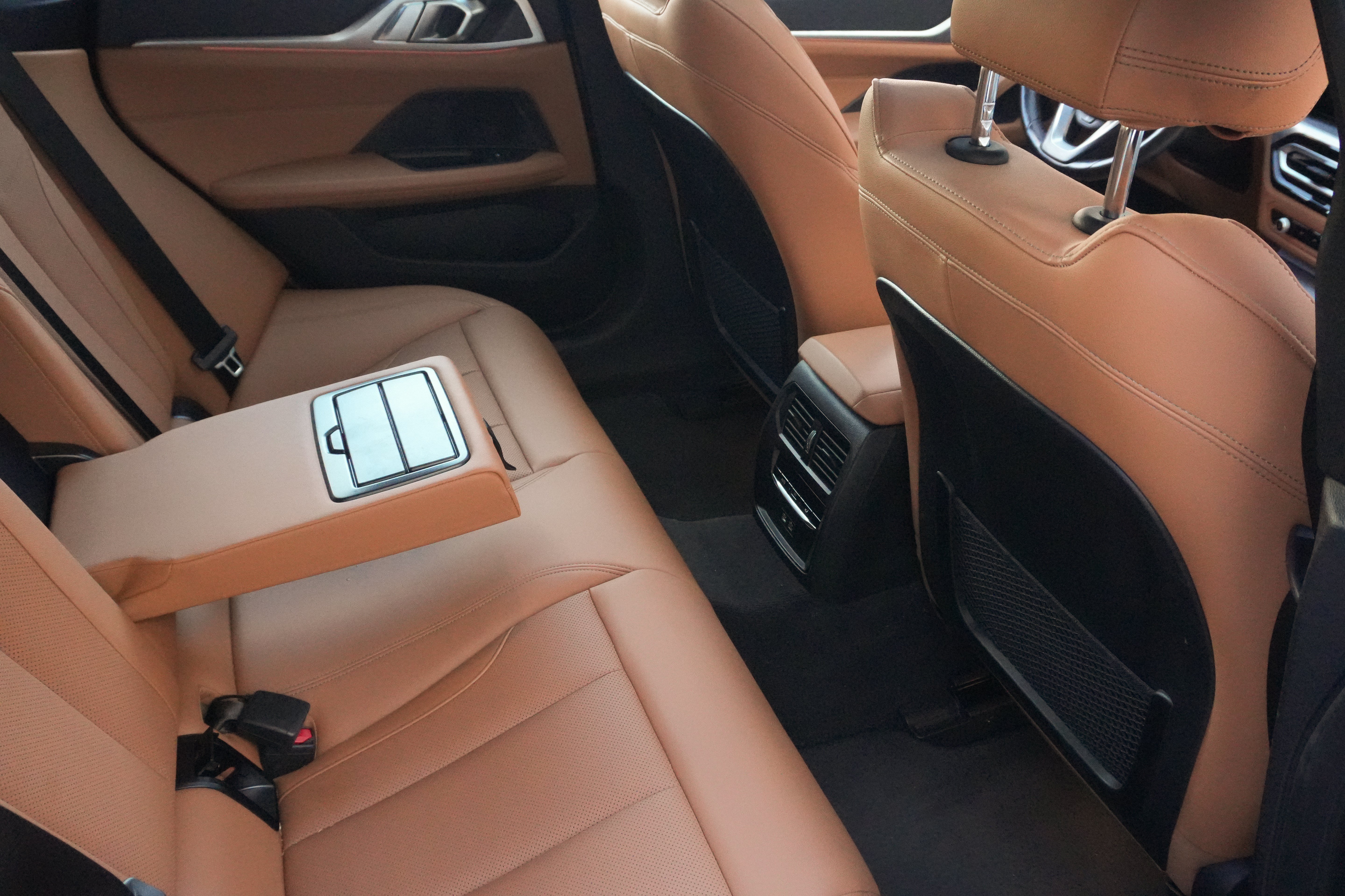 Certified 2024 BMW i4 eDrive35 w/ Premium Package RWD image 31