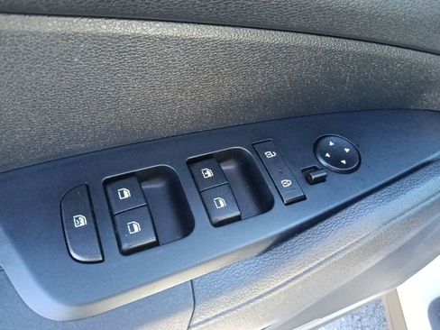 Used 2024 Kia Sportage LX image 12