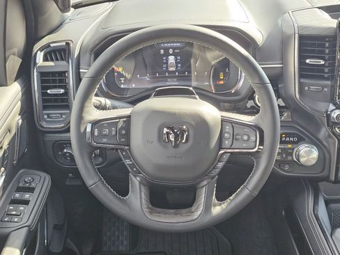 New 2025 RAM 1500 Limited image 17