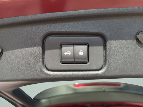 New 2026 Nissan Pathfinder SV FWD image 21