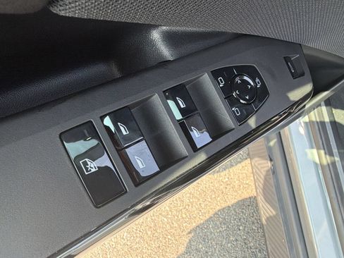 New 2026 BMW X3 xDrive30i w/ Premium Package AWD/4WD image 15