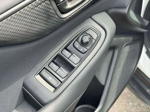 Used 2024 Subaru Outback 2.5i image 16