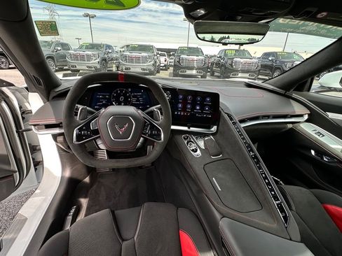 Certified 2021 Chevrolet Corvette Stingray Premium Conv w/ Z51 Performance Package RWD image 26