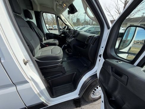 Used 2025 RAM ProMaster 2500 w/ Safety Group image 19