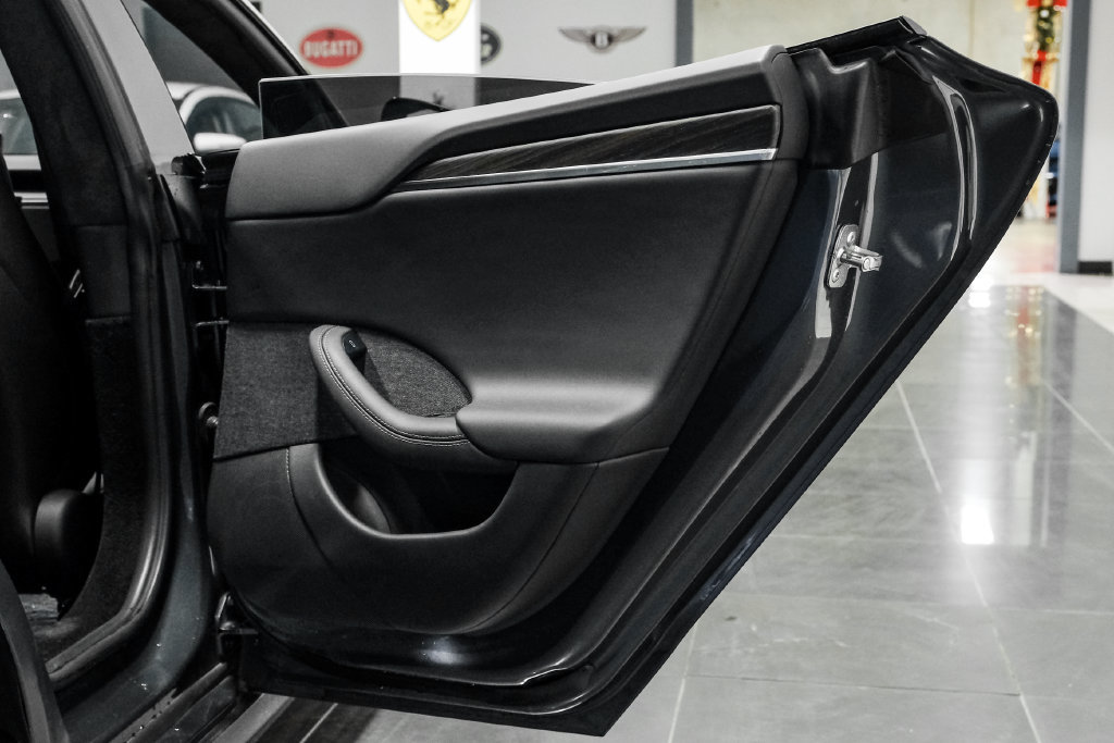 Used 2023 Tesla Model S AWD/4WD image 49