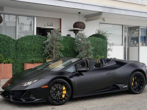 Used 2024 Lamborghini Huracan EVO AWD/4WD image 17