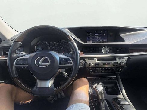 Used 2016 Lexus ES 350 w/ Navigation System Package FWD image 15
