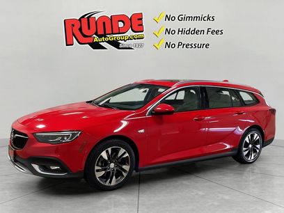 Used 2018 Buick Regal Essence w/ Driver Confidence Package #1
