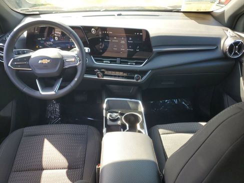Used 2026 Chevrolet Equinox LT FWD image 10