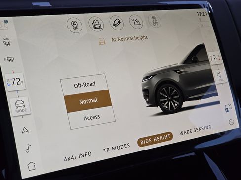 New 2025 Land Rover Range Rover Sport Dynamic SE image 14