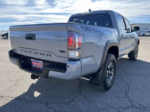 Used 2020 Toyota Tacoma TRD Off-Road image 6