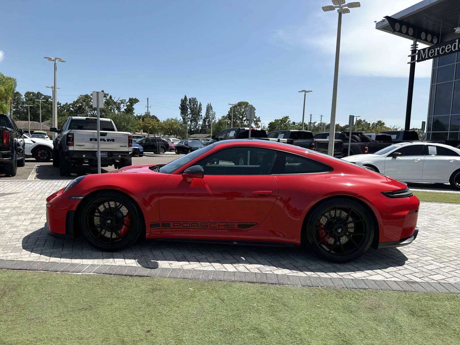 Used 2026 Porsche 911 GT3 RWD image 3