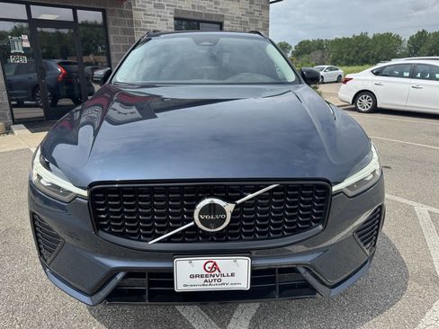 Used 2024 Volvo XC60 B5 Plus image 8