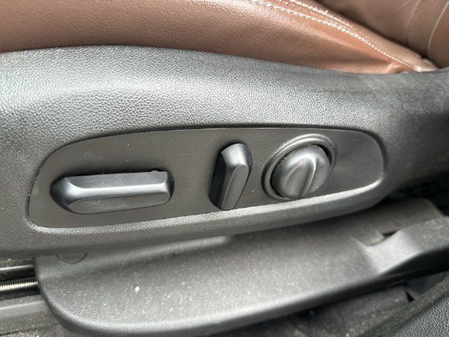 Used 2018 Buick Enclave Avenir w/ Avenir Technology Package FWD image 16