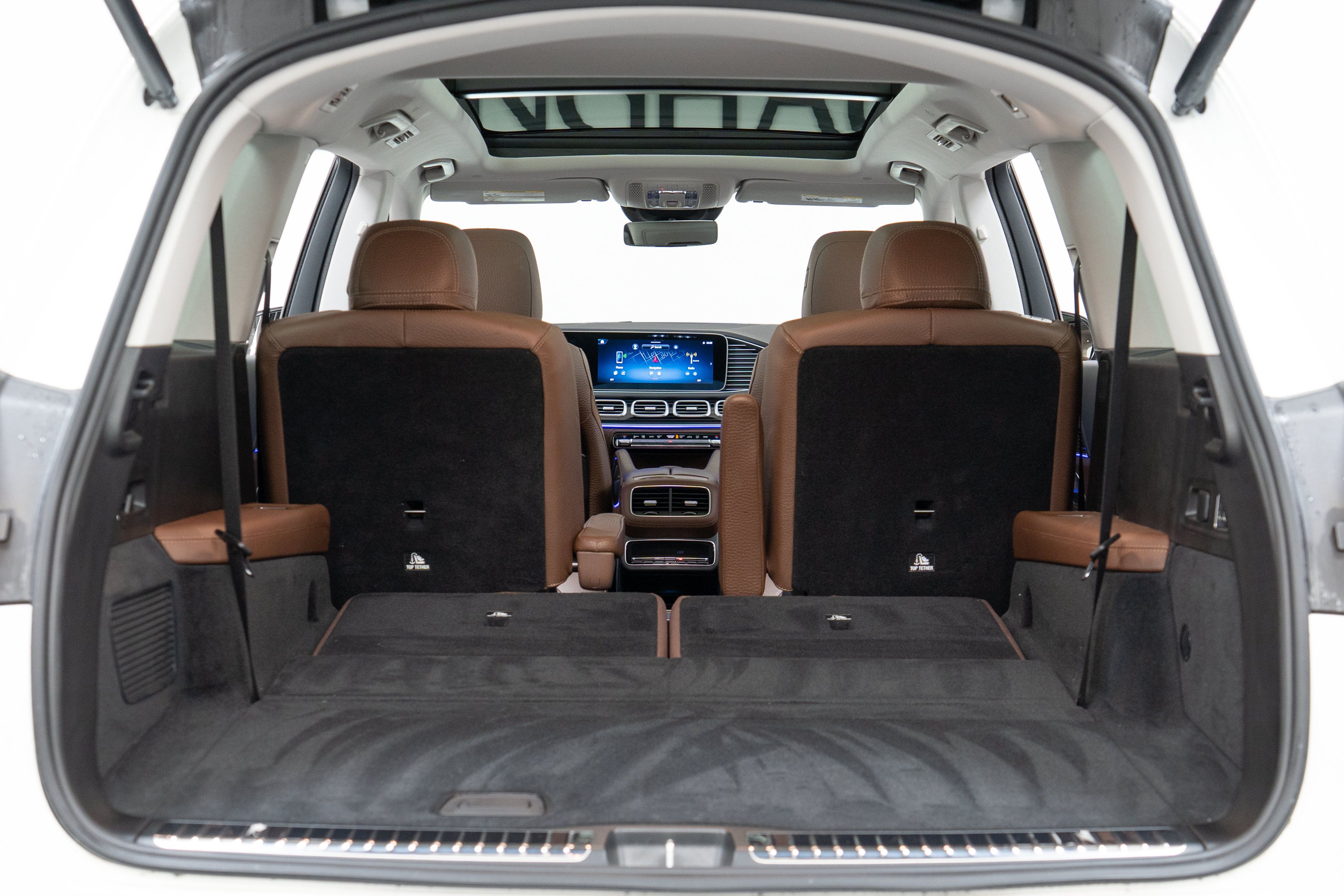 Used 2024 Mercedes-Benz GLS 450 4MATIC image 10
