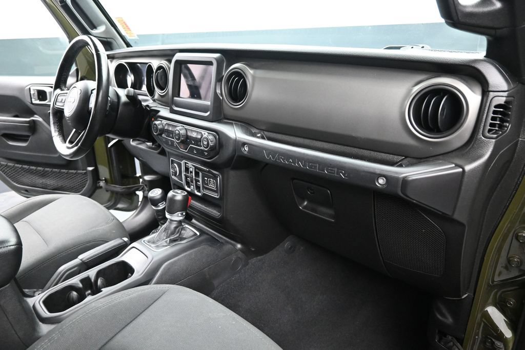 Used 2022 Jeep Wrangler Unlimited Sport AWD/4WD image 28