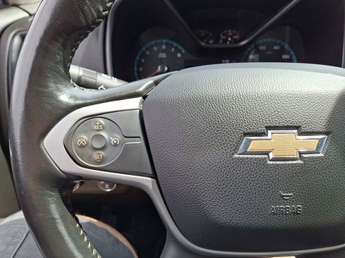 Used 2019 Chevrolet Colorado LT AWD/4WD image 21