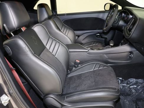 Used 2023 Dodge Challenger SRT Hellcat Redeye RWD image 11
