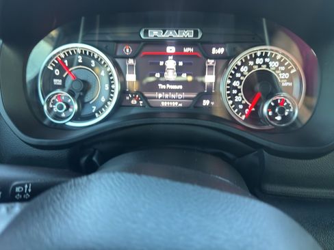 Used 2022 RAM 1500 Big Horn image 14