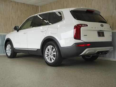 Used 2020 Kia Telluride LX AWD/4WD image 7