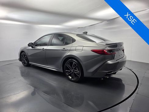 Used 2025 Toyota Camry XSE image 6