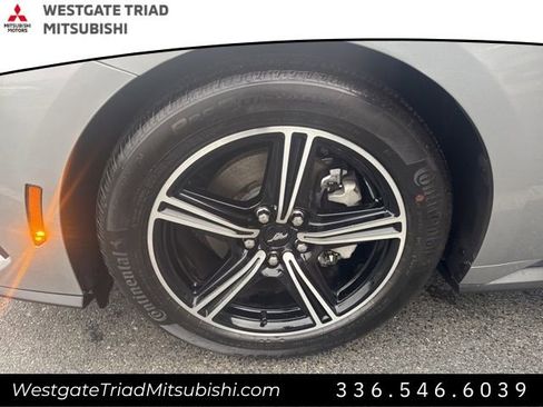 Used 2024 Ford Mustang Premium image 4