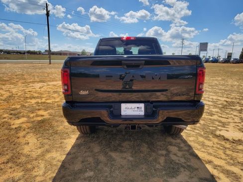New 2025 RAM 2500 Big Horn image 8