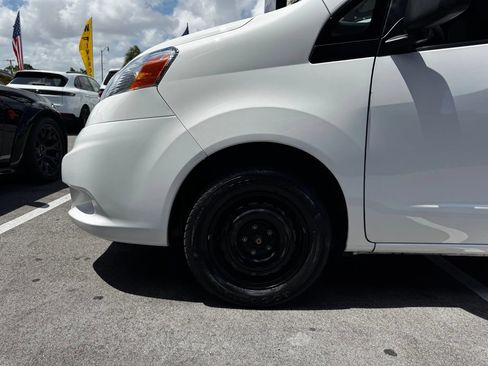 Used 2021 Nissan NV200 S image 26