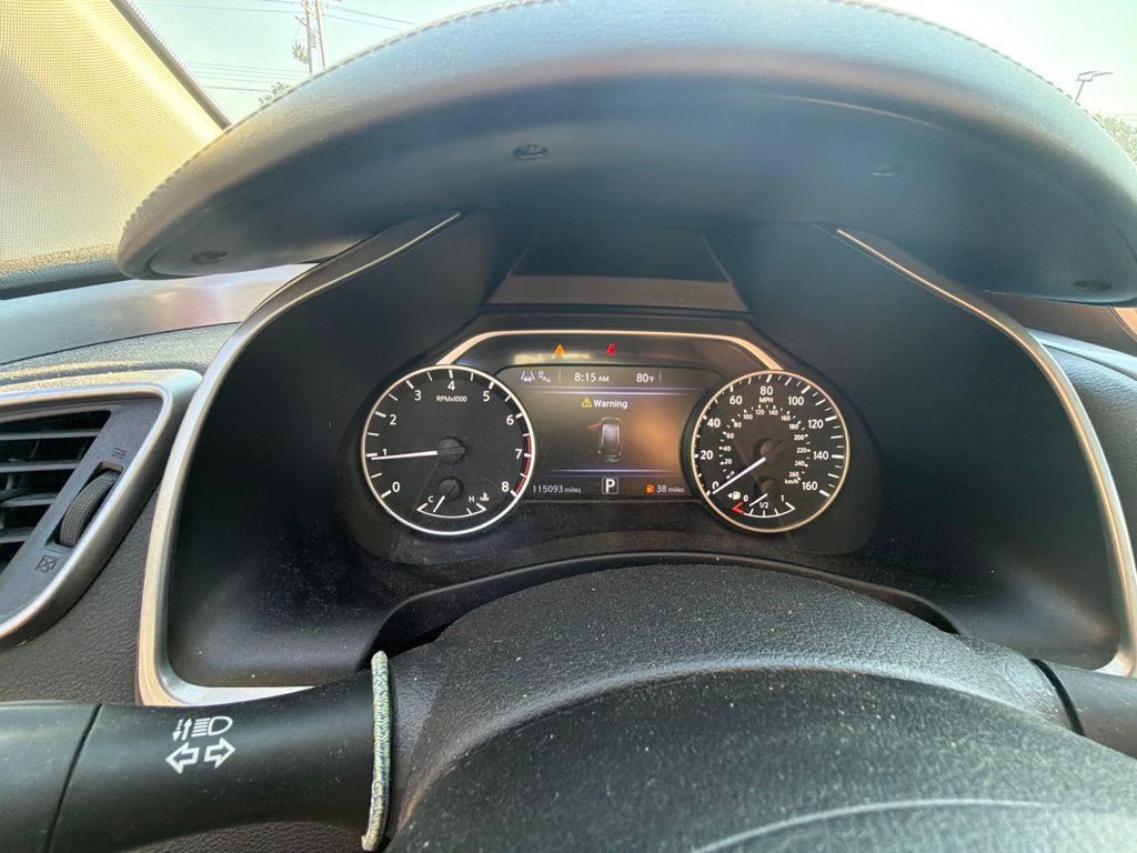 Used 2023 Nissan Murano SV AWD/4WD image 17