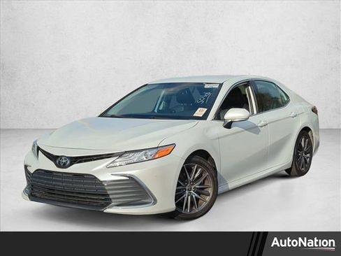 Used 2023 Toyota Camry XLE w/ Cold Weather Package image 1
