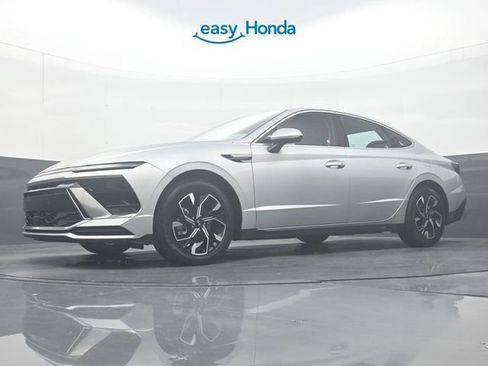 Used 2025 Hyundai Sonata SEL FWD image 29