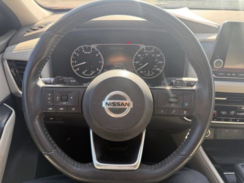 Certified 2021 Nissan Rogue SL FWD image 18