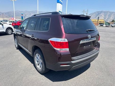 Used 2012 Toyota Highlander SE w/ Tow Pkg AWD/4WD image 6