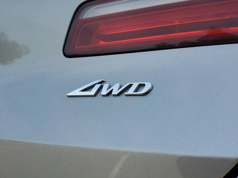 Used 2024 Genesis GV80 2.5T AWD/4WD image 7