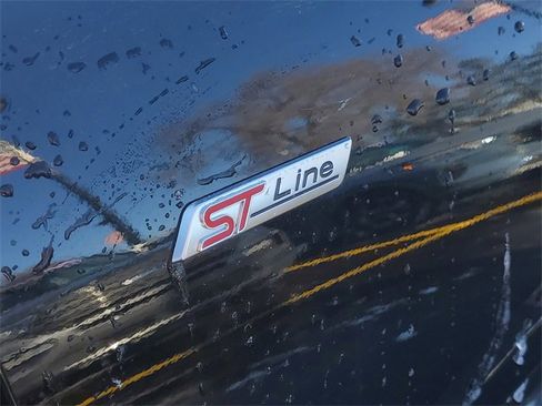 Certified 2023 Ford Escape ST-Line w/ Tech Pack #1 image 6