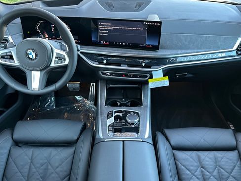 New 2026 BMW X5 xDrive40i w/ M Sport Package image 10