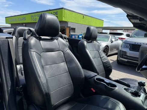 Used 2019 Ford Mustang GT Premium RWD image 17