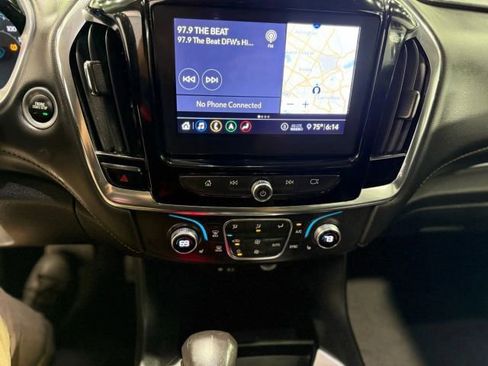 Used 2021 Chevrolet Traverse LT w/ LT Premium Package image 70