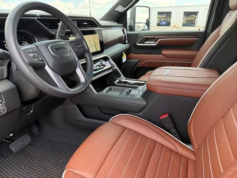 New 2026 GMC Sierra 2500 Denali Ultimate AWD/4WD image 18
