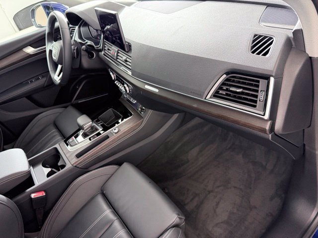 Certified 2024 Audi Q5 2.0T Premium Plus w/ Premium Plus Package AWD/4WD image 24