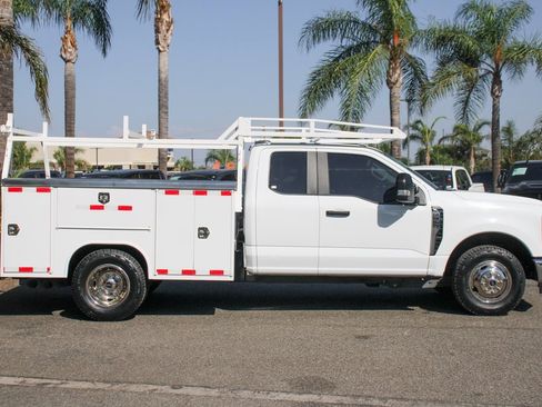 Used 2023 Ford F350 XL w/ XL Chrome Package image 10