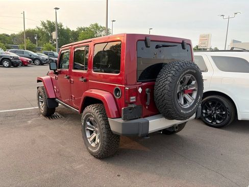 Used 2012 Jeep Wrangler Unlimited Sahara w/ Connectivity Group AWD/4WD image 5