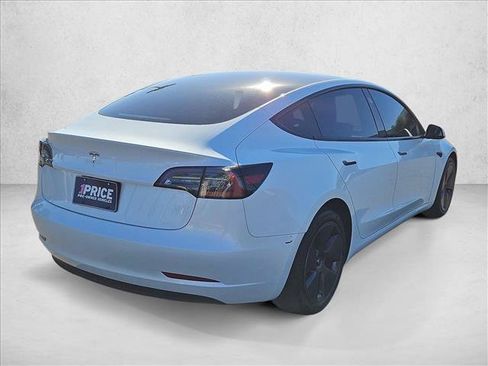 Used 2023 Tesla Model 3 Standard Range RWD image 5