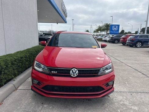 Used 2016 Volkswagen Jetta GLI SEL image 2