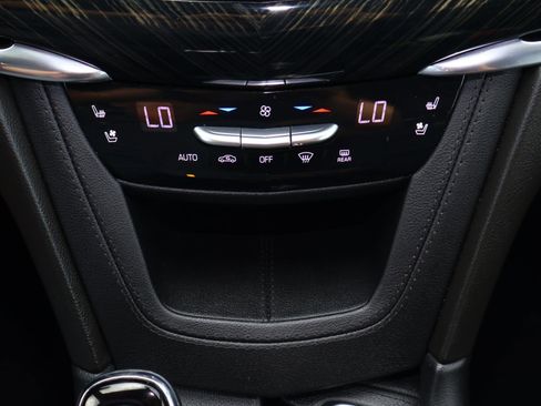 Certified 2023 Cadillac XT6 Premium Luxury image 31