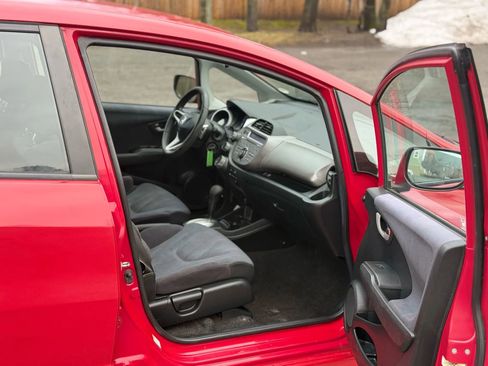 Used 2010 Honda Fit Sport image 10